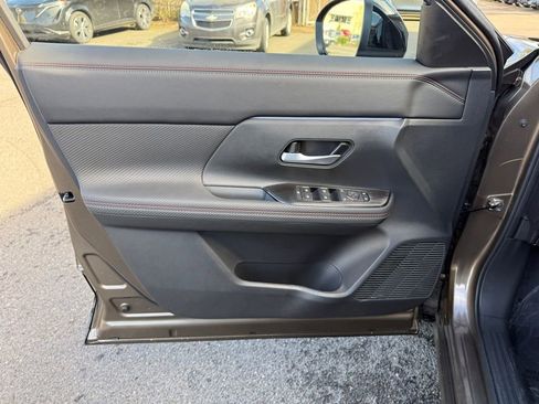 New 2026 Nissan Kicks SR w/ SR Premium Package image 15