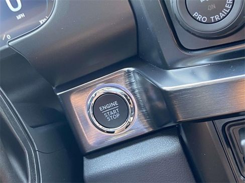 New 2026 Ford F250 Lariat w/ Black Appearance Package image 18