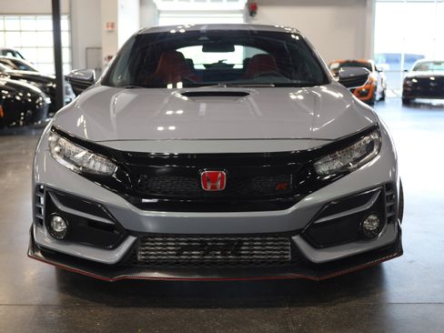 Used 2021 Honda Civic Type R image 2