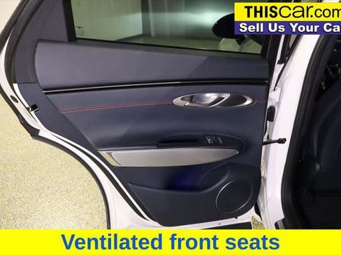 Used 2023 Genesis GV70 3.5T Sport image 28