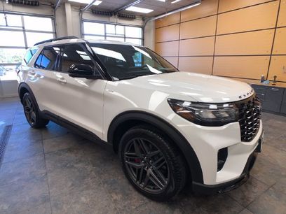Used 2025 Ford Explorer ST-Line w/ Premium Package