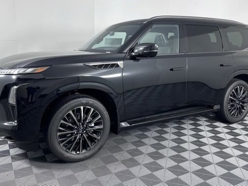 New 2026 INFINITI QX80 Autograph w/ Premium Cargo Package image 3