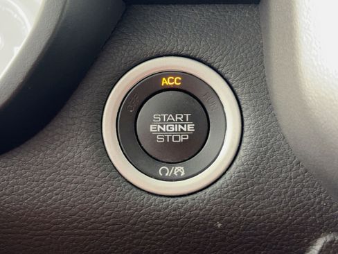 Used 2019 RAM 1500 Big Horn image 25