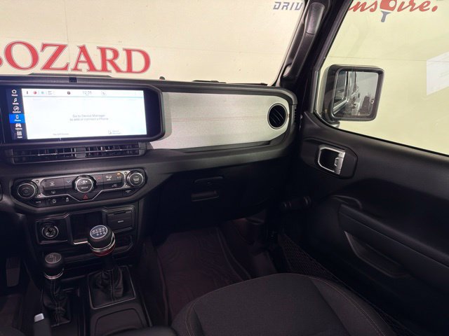 Used 2024 Jeep Gladiator Sport AWD/4WD image 27