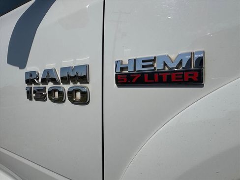 Used 2014 RAM 1500 Laramie w/ Convenience Group image 3