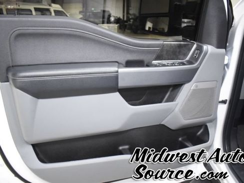 Used 2024 Ford F250 XLT w/ XLT Premium Package AWD/4WD image 9