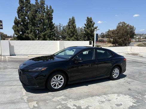 Used 2026 Toyota Camry LE FWD image 9
