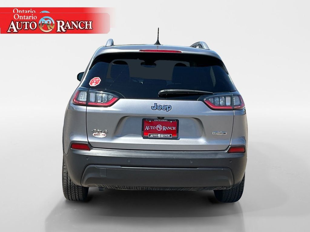 Used 2021 Jeep Cherokee Latitude Plus AWD/4WD image 4