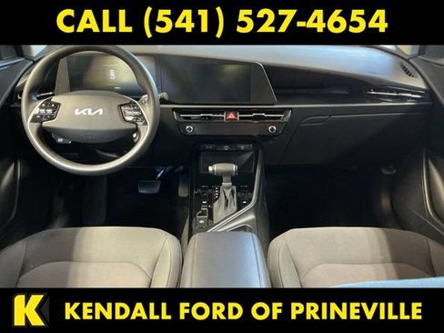 Used 2023 Kia Niro LX FWD image 10