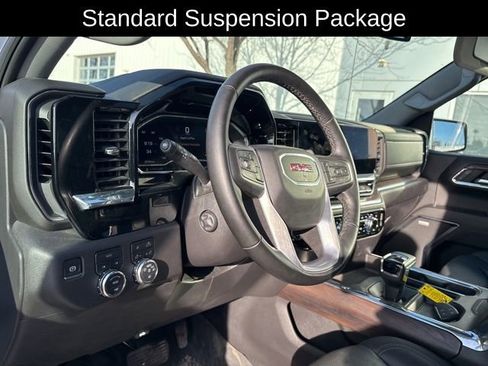 Used 2024 GMC Sierra 1500 SLT w/ SLT Premium Plus Package image 11