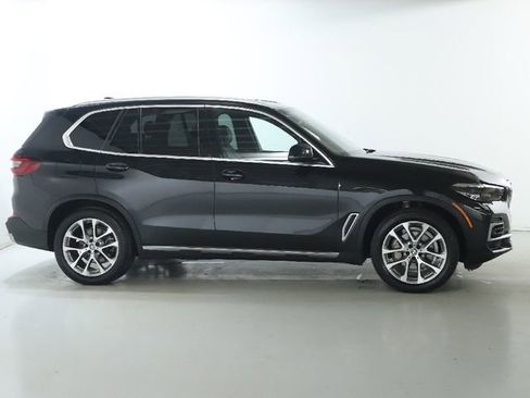 Used 2023 BMW X5 xDrive40i w/ Premium Package image 11