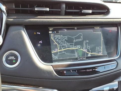 Used 2019 Cadillac XT5 Platinum image 21