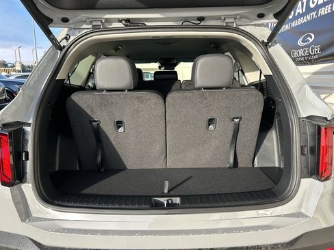 New 2026 Kia Sorento EX image 15