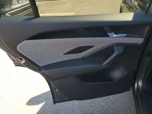 New 2026 Volkswagen Tiguan S image 7