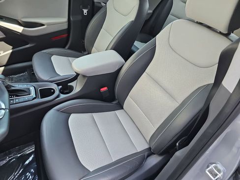 Used 2020 Hyundai Ioniq Limited FWD image 15