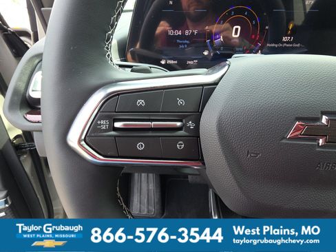 New 2026 Chevrolet Traverse Z71 w/ Enhanced Driving Package AWD/4WD image 18
