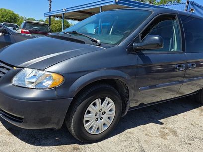 Used 2007 Chrysler Town & Country