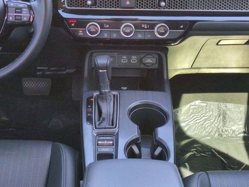 Used 2024 Honda Civic Touring image 17