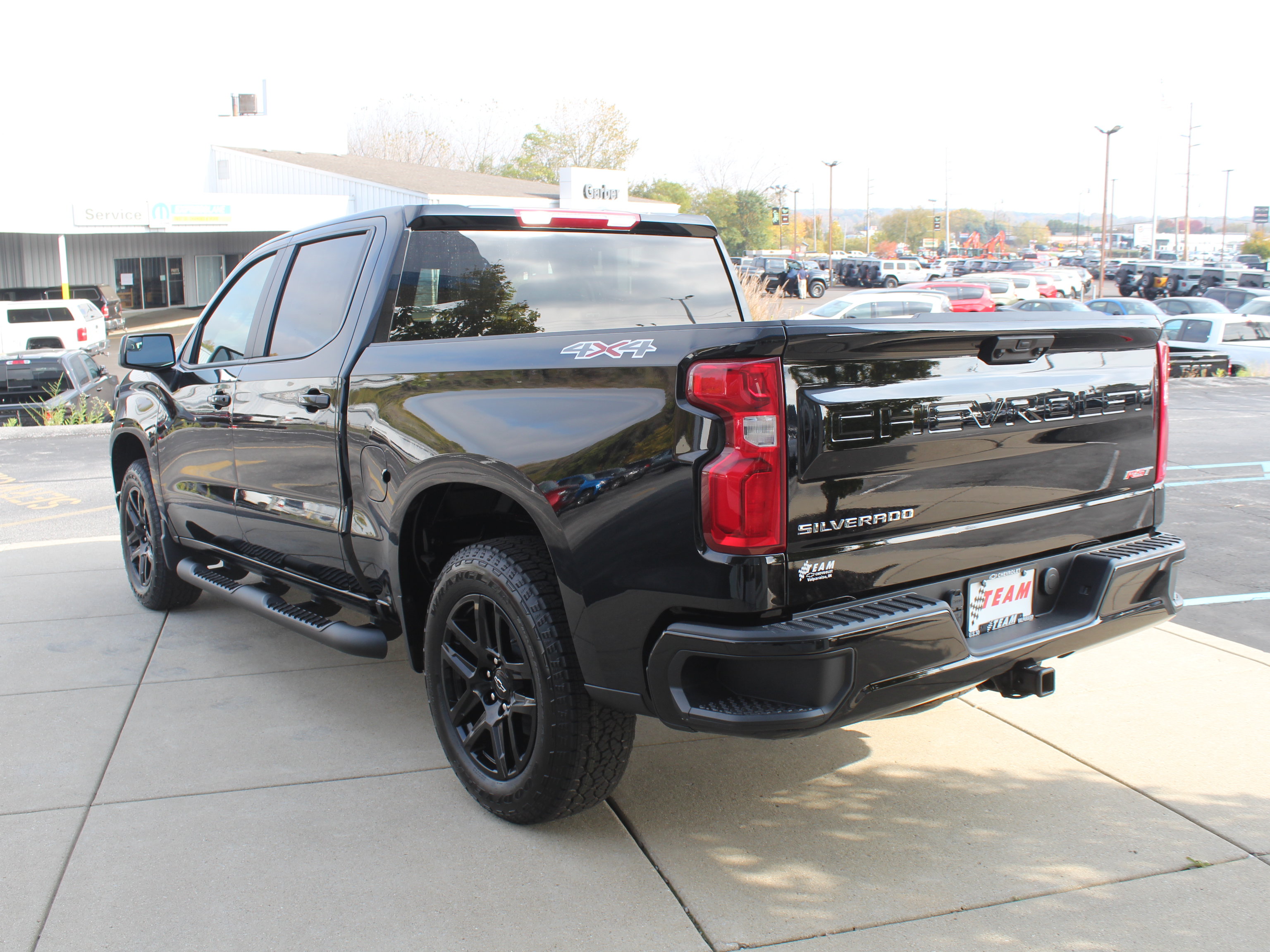 New 2026 Chevrolet Silverado 1500 RST w/ RST Select Package AWD/4WD image 7