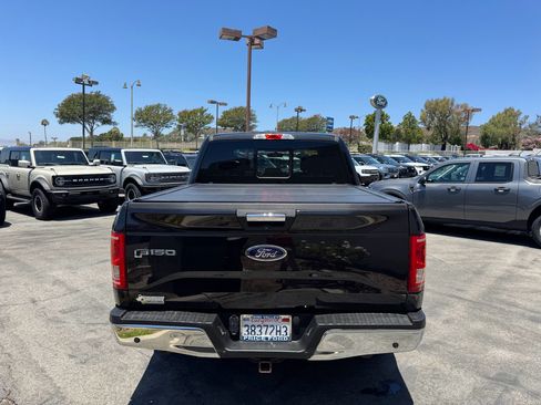 Used 2015 Ford F150 XLT w/ Equipment Group 302A Luxury RWD image 8