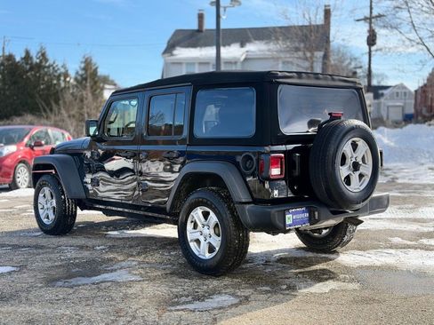 Used 2019 Jeep Wrangler Unlimited Sport S image 4