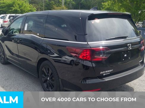 Used 2024 Honda Odyssey Sport image 2
