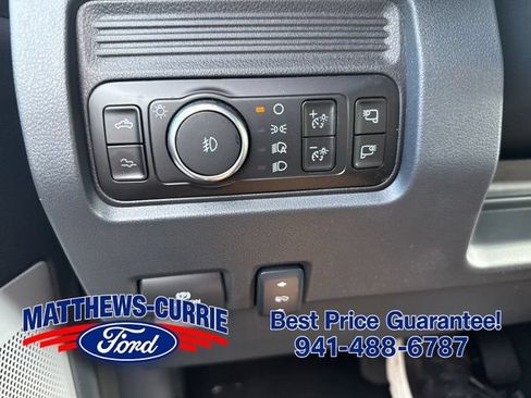 New 2026 Ford F250 Platinum w/ FX4 Off-Road Package AWD/4WD image 29