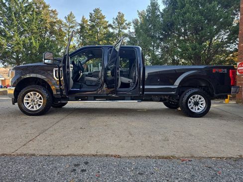 Used 2019 Ford F350 XL w/ STX Appearance Package image 3