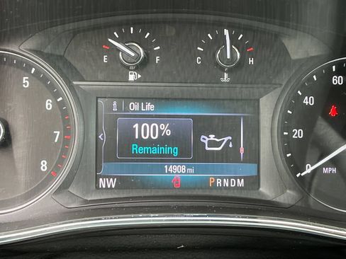 Used 2022 Buick Encore Preferred w/ Safety Package AWD/4WD image 15