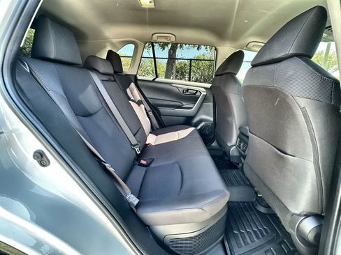 Used 2024 Toyota RAV4 LE AWD/4WD image 19