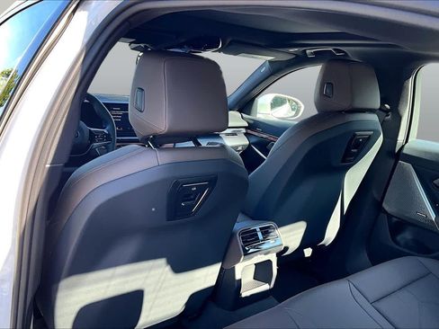 Certified 2024 BMW i5 eDrive40i w/ M Sport Package RWD image 22
