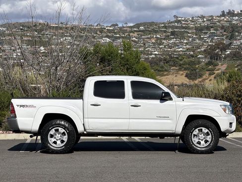 Used 2013 Toyota Tacoma PreRunner RWD image 7