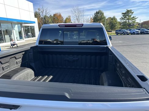 New 2026 Chevrolet Silverado 1500 LTZ w/ Z71 Off-Road Package image 7