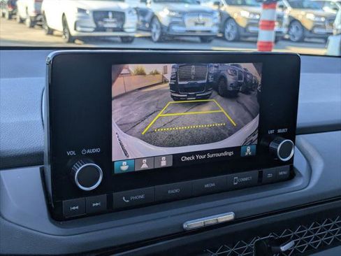 Used 2024 Honda Accord EX image 17