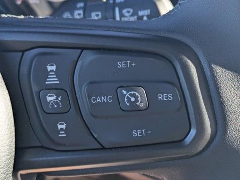 Used 2026 Jeep Wrangler Unlimited Rubicon AWD/4WD image 22