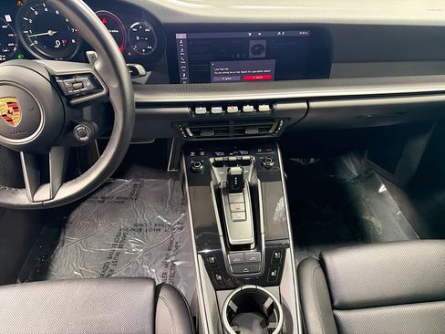 Used 2020 Porsche 911 Carrera image 19