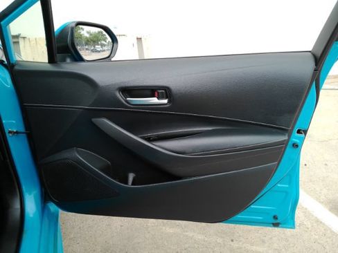 Used 2021 Toyota Corolla SE FWD image 17
