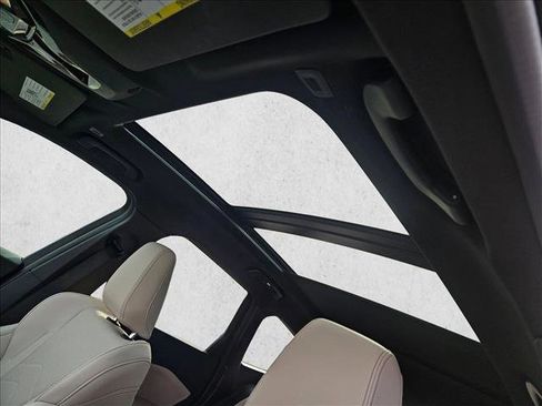 Certified 2025 BMW X1 xDrive28i w/ M Sport Package image 14