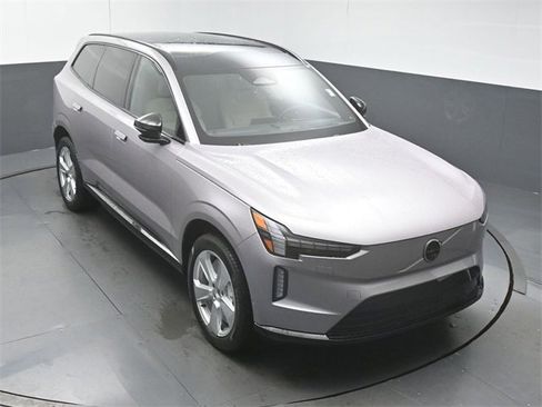 New 2026 Volvo EX90 Plus image 39