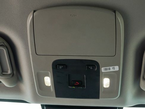 Used 2025 Toyota Camry LE FWD image 29