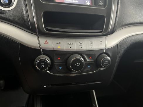 Used 2016 Dodge Journey SE w/ Flexible Seating Group FWD image 67