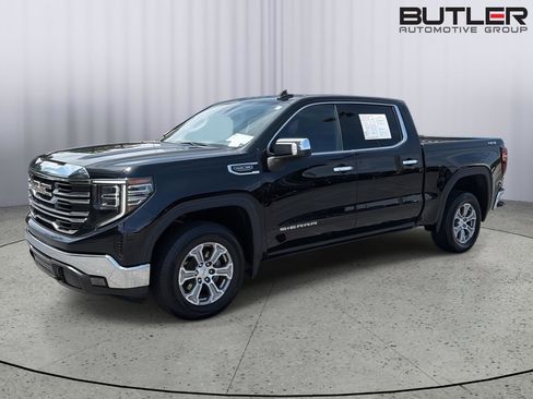 Used 2024 GMC Sierra 1500 SLT AWD/4WD image 2