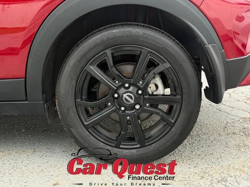 Used 2023 Nissan Kicks SR FWD image 21