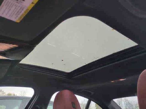 Used 2025 BMW 330i xDrive Sedan w/ Premium Package image 49