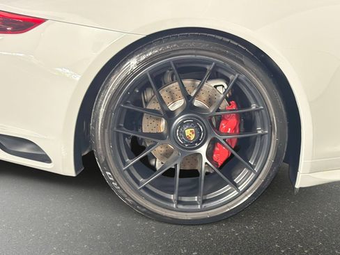 Used 2019 Porsche 911 Targa 4 GTS AWD/4WD image 19