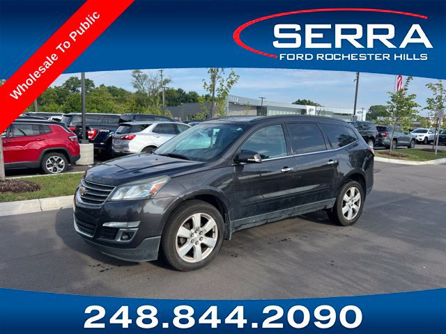 Used 2016 Chevrolet Traverse LT w/ Style and Technology Package FWD image 1