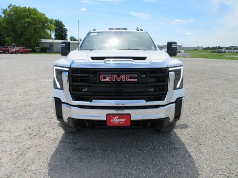 New 2026 GMC Sierra 2500 Pro AWD/4WD image 11