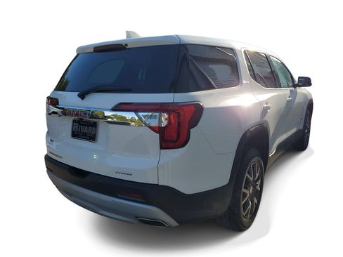 Used 2023 GMC Acadia SLE AWD/4WD image 4