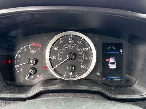 Used 2021 Toyota Corolla LE image 20