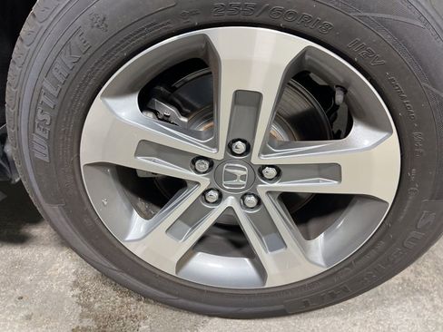 Used 2023 Honda Pilot EX-L image 42